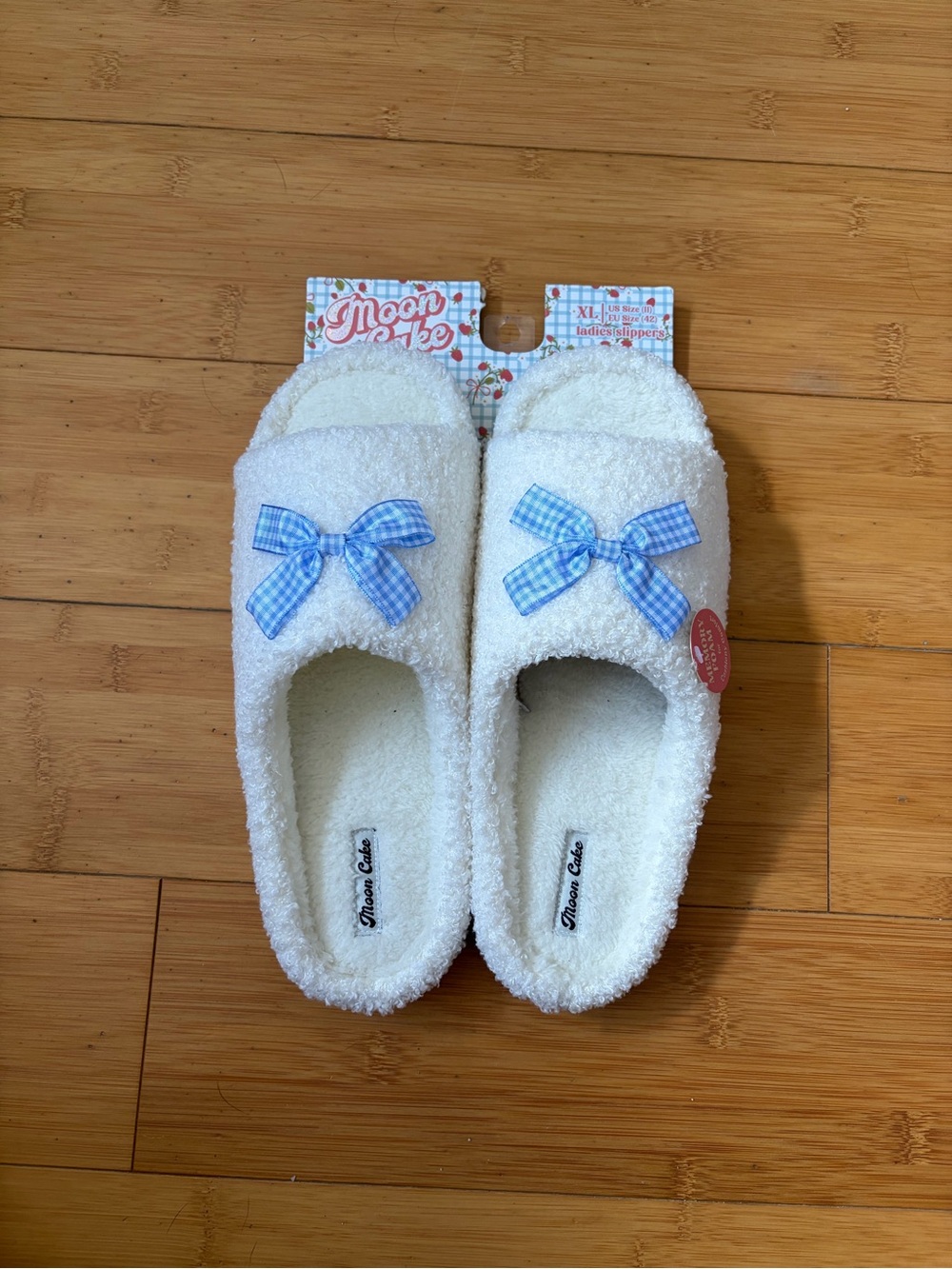 NEW Moon Cake Women's Shoe Size XL 11 Slippers White/Blue Gingham Bow